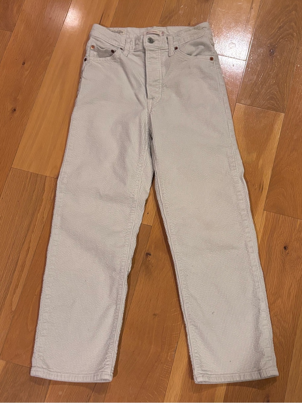 Levi's Ribcage Straight Leg Corduroy Pants Tan Women’s 26”